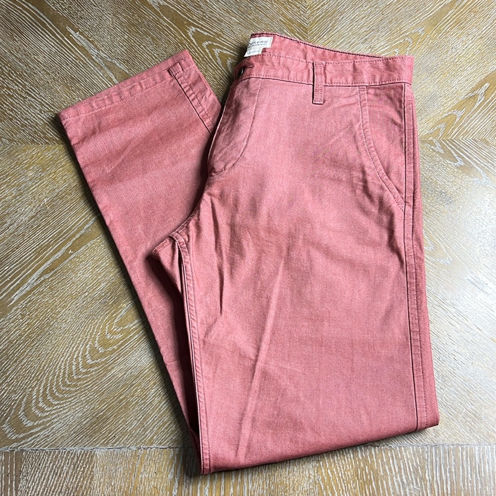 DOCKERS Slim Tapered Red Kaki Pant 34
